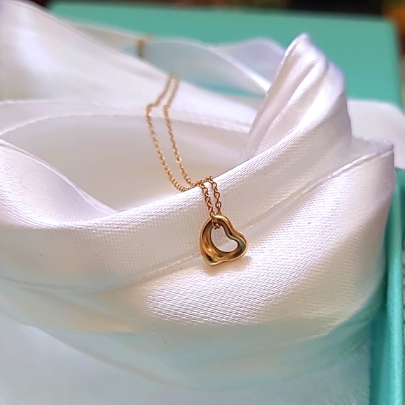 Open Heart Necklace Tiffany & Co. 18k Gold + Box, Pouch, Bag And Ribbon - Picture 1 of 9